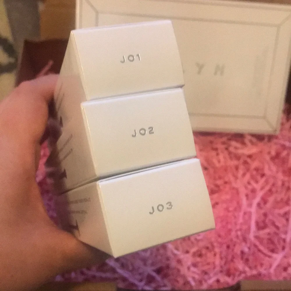🆕🌿JACLYN COSMETICS: J02 Accent Light Highlighter Brush